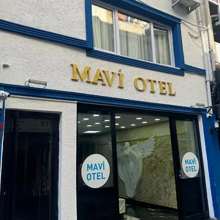 Mavi *